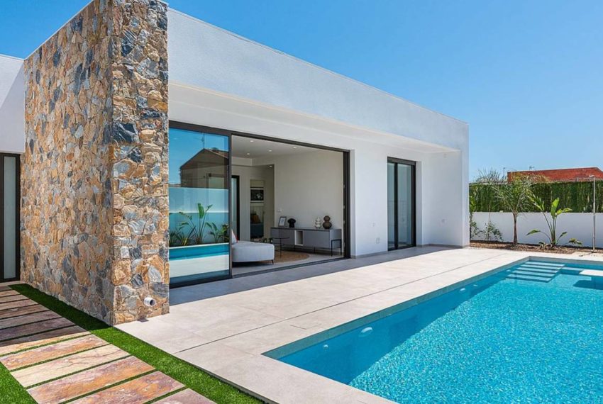 Nouvelle villa avec piscine en Espagne, idéale pour les Suisses