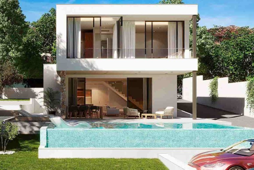 Image d'une villa luxueuse, nichée dans la verdure, avec piscine étincelante et vue imprenable sur la mer d'Alicante.